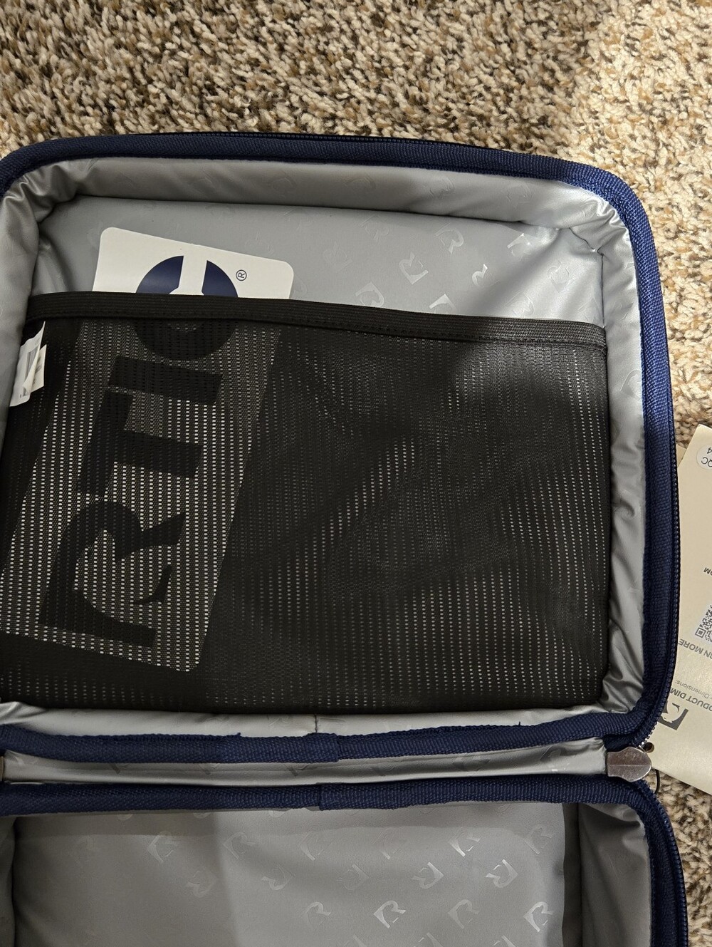 The RTIC Day Packer Lunch Box NWT - Picture 8 of 11